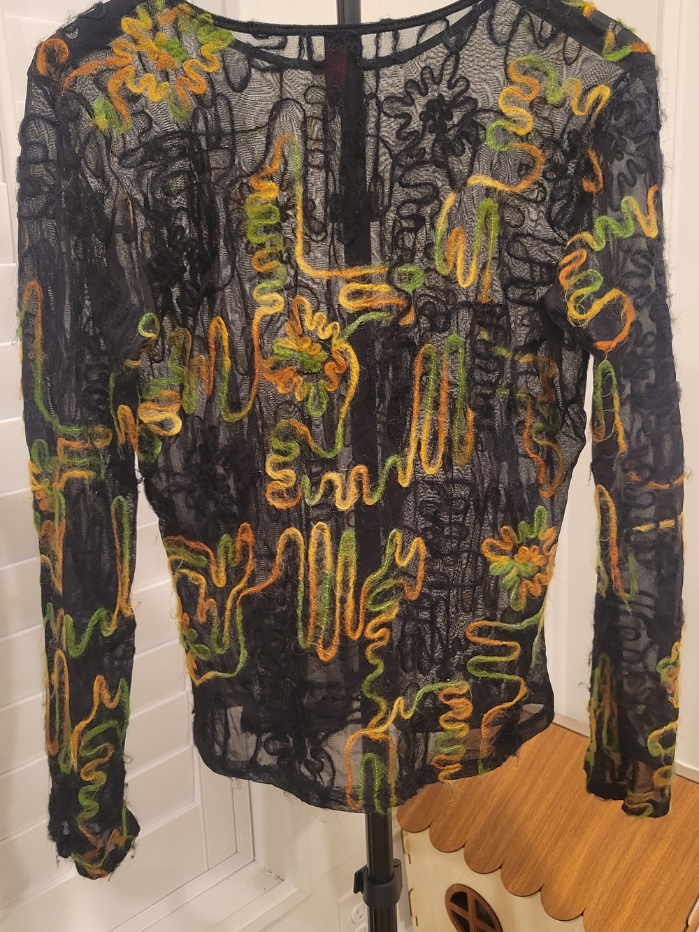 Black Sheer Long Sleeve Floral Embroidered Top - Picture 4 of 5